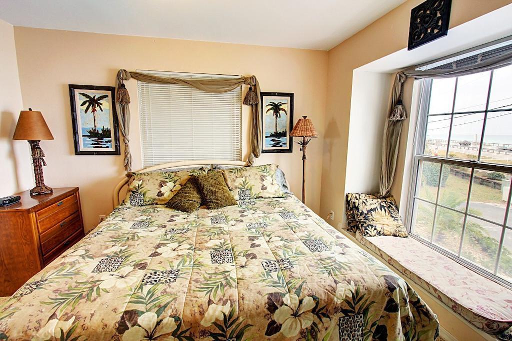 Summer Breeze Hotel Miramar Beach Room photo